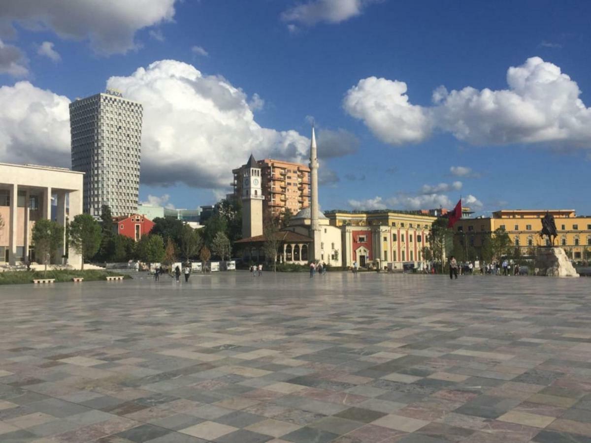 "Tata'S Home"! Tirana Exterior photo
